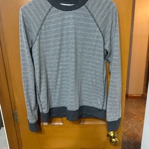 Marine layer super soft reversible crewneck sweatshirt